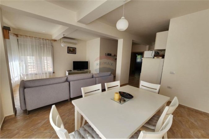 Tirane, apartament , Kati 3, 94 m² 550 € 
