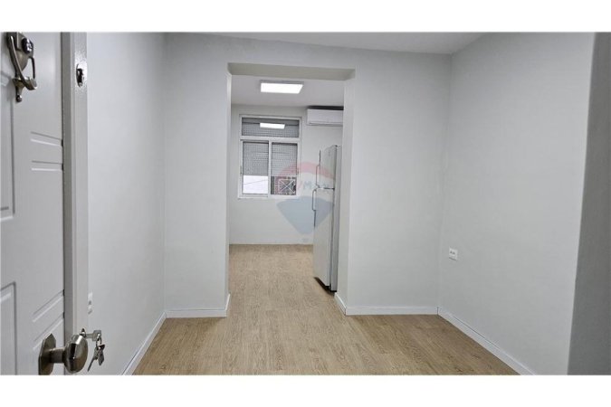 Tirane, apartament , Kati 3, 40 m² 420 € 