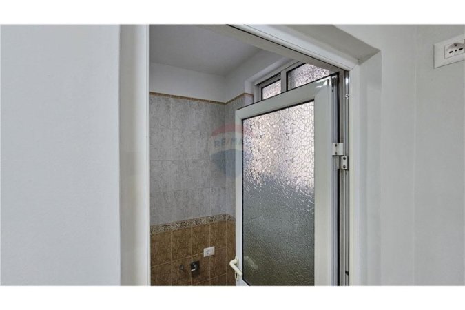 Tirane, apartament , Kati 3, 40 m² 420 € 