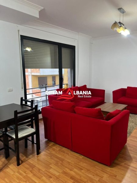 Tirane, jepet me qera apartament 2+1+Ballkon, Kati 6, 120 m² 750 € 