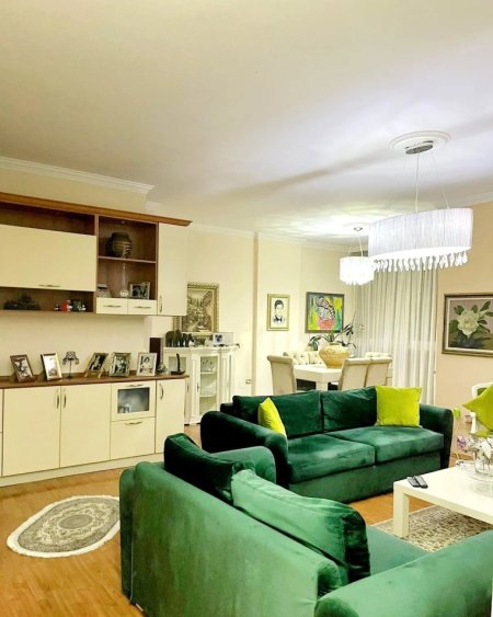 Tirane, shitet apartament 2+1, , 105 m² 205,000 € (Perballe me Petro Ninin)