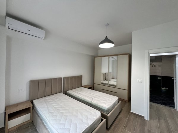 Tirane, jepet me qera apartament 2+1, Kati 1, 110 m² 700 € (Margarita Tutulani)