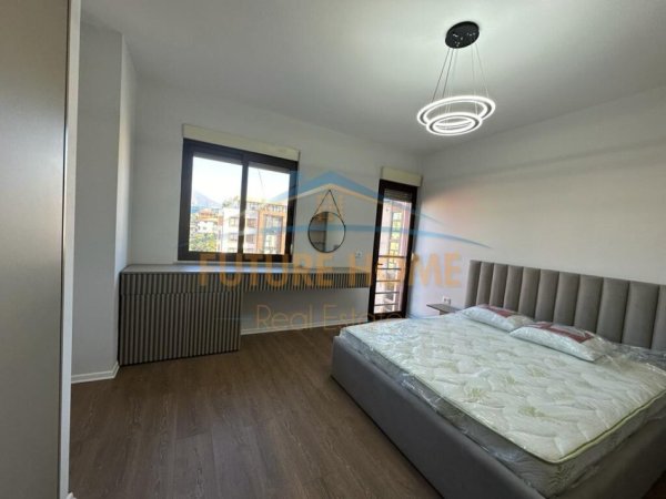Tirane, shes apartament 2+1, Kati 5, 100 m² 2,787,000 € (petr nini)