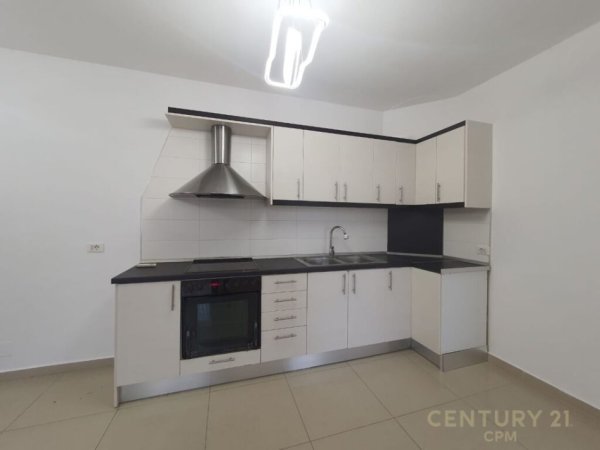 Tirane, shitet apartament , Kati 3, 111 m² 125,000 € 