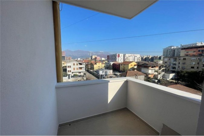 Tirane, shitet apartament 1+1, Kati 3, 60 m² 90,000 € (Shkolla Qazim Turdiu - Don Bosko)