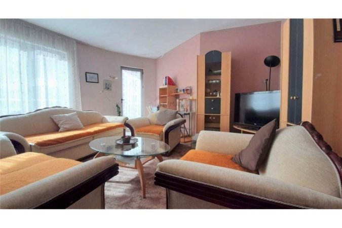 Tirane, jepet me qera apartament 2+1, Kati 4, 117 m² 650 € (Shkolla Partizani)