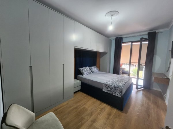 Tirane, jap me qera apartament 1+1+Ballkon, Kati 9, 77 m² 500 € (Apartament me Qera 1+1 Kompleksi ASL, Perballe Pediatrise)