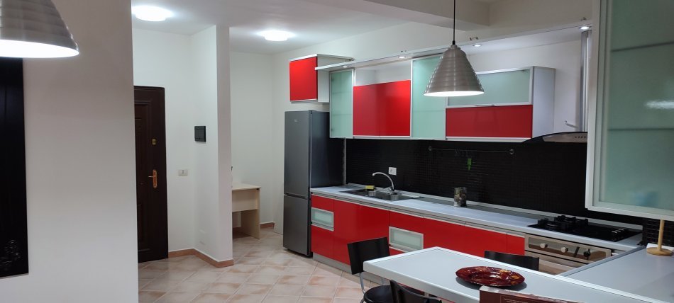 Tirane, jepet me qera apartament 1+1, Kati 7, 68 m² 470 € (Rruga Shyqyri Ishmi)