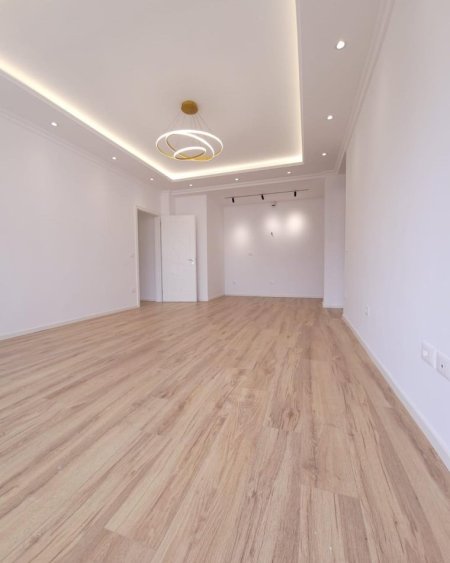 Tirane, shitet apartament 2+1+Aneks+Ballkon, Kati 7, 95 m² 210,000 € 