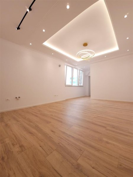 Tirane, shitet apartament 1+1, Kati 7, 59 m² 120,000 € (Rruga Dritan Hoxha Tirane)