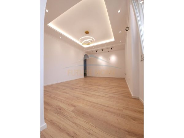 Tirane, shitet apartament 1+1+Ballkon, Kati 7, 58 m² 120,000 € (Zogu i Zi)