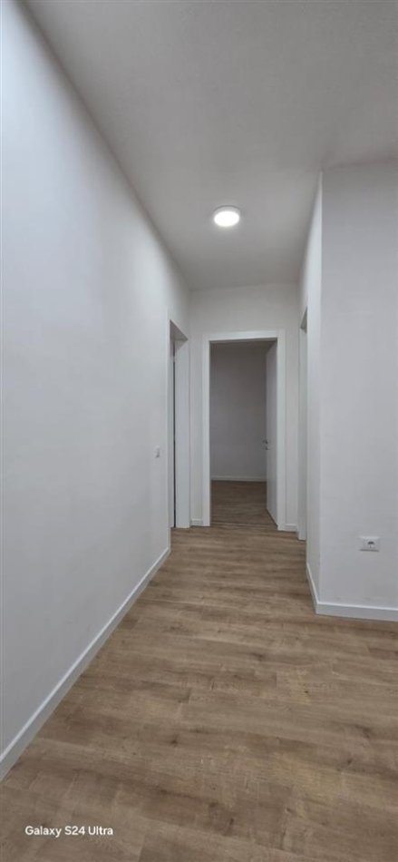 Tirane, jepet me qera apartament 2+1, Kati 2, 130 m² 700 € (KOMPLEKSI DELIJORGJI)