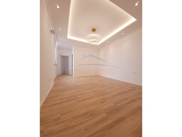 Tirane, shitet apartament 1+1+Ballkon, Kati 7, 58 m² 120,000 € (Zogu i Zi)