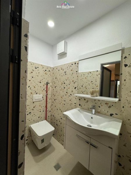 Tirane, jepet me qera apartament 2+1, Kati 3, 105 m² 600 € (don bosko)
