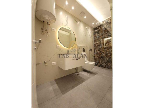 Tirane, shitet apartament 2+1, Kati 7, 95 m² 210,000 € (Zogu i Zi)