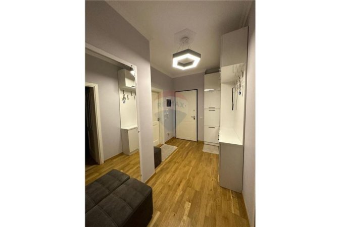 Tirane, jepet me qera apartament 2+1, , 100 m² 700 € (Astir)