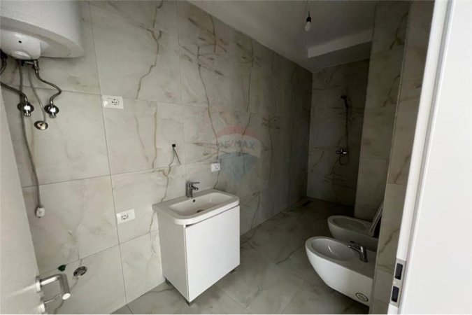 Tirane, shitet apartament 1+1, Kati 4, 63 m² 116,000 € (Apartament 1+1 ne shitje tek Rezidenca Marga 1)