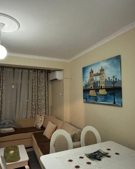 Tirane, jepet me qera apartament 1+1, Kati 4, 62 m² 350 € 