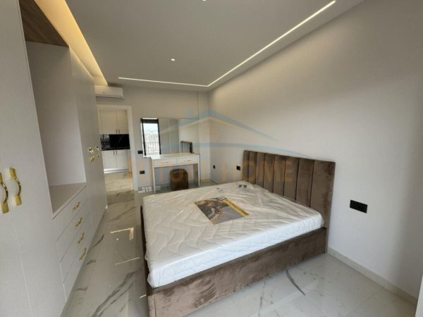 Tirane, jepet me qera apartament 1+1+Ballkon, Kati 9, 74 m² 550 € (Unaza e Re)