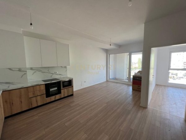 Tirane, shitet apartament , , 56 m² 116,000 € 