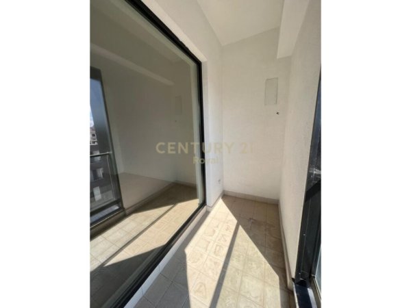 Tirane, shitet apartament , , 56 m² 116,000 € 