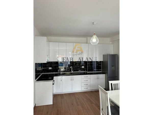 Tirane, shitet apartament 2+1, Kati 5, 105 m² 145,000 € (Astir)
