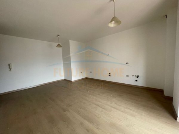 Tirane, shitet apartament 1+1, Kati 8, 68 m² 150,600 € (BULEVARDI I RI)