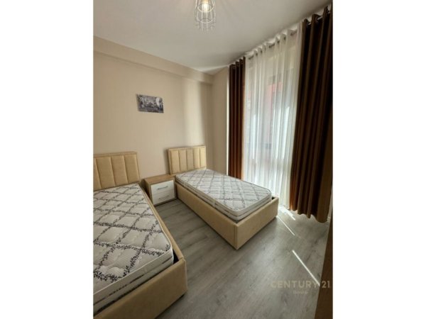 Tirane, jap me qera apartament 2+1+Ballkon, , 88 m² 600 € (Kopshti Botanik Zoologjik)