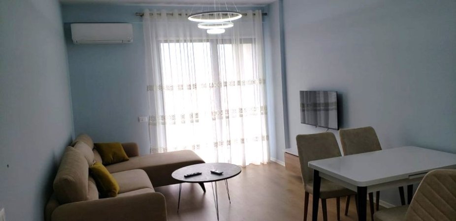 Tirane, jepet me qera apartament 1+1+Ballkon, Kati 5, 65 m² 450 € (Kompleksi ASL 2)