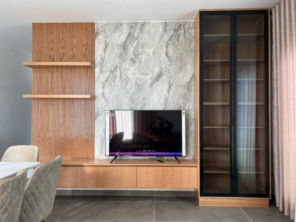 Tirane, jepet me qera apartament 2+1+Ballkon, Kati 4, 90 m² 1,500 € (TEG)