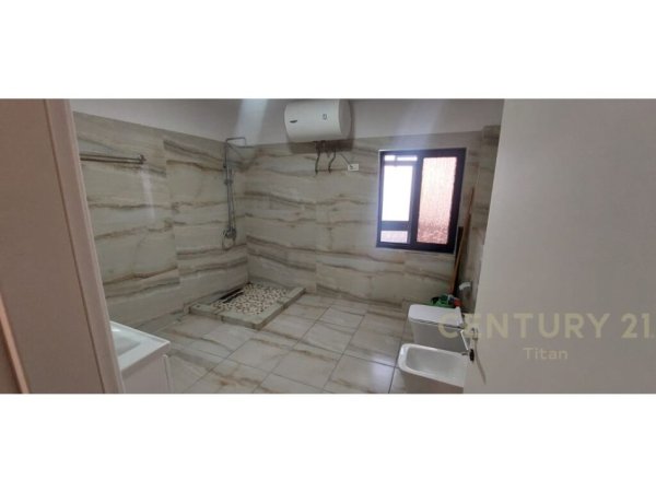 Tirane, jepet me qera apartament 2+1, Kati 1, 120 m² 500 € (Don Bosco)
