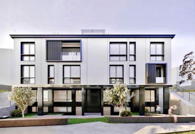 Tirane, shitet apartament 3+1, , 154 m² 350,000 € (Pallati i Brigadave)