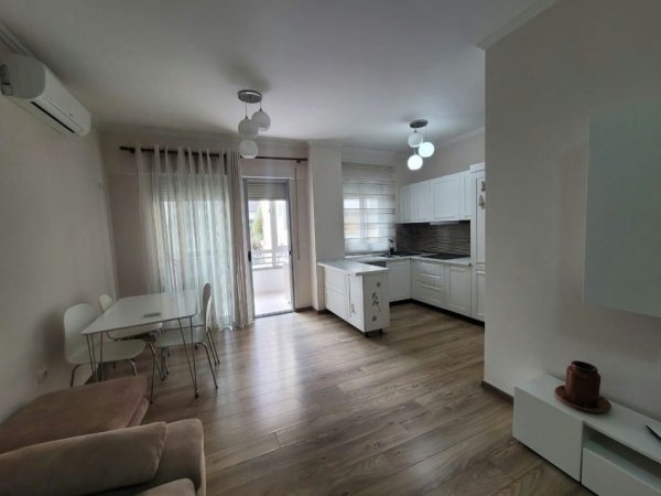 Tirane, shitet apartament 2+1, Kati 4, 105 m² 187,000 € (hamdi sina)