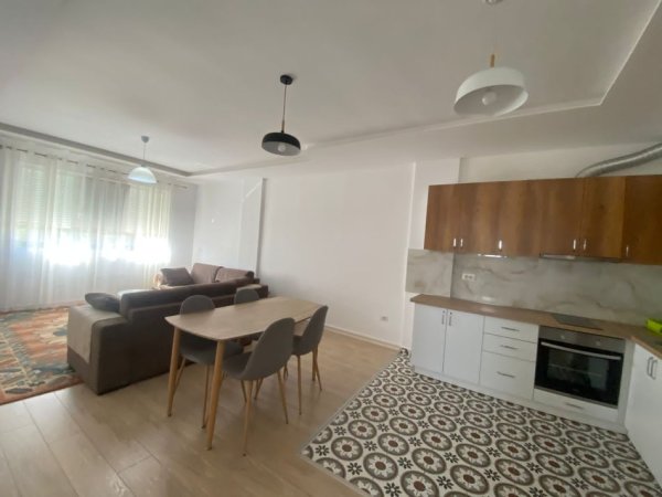 Tirane, shitet apartament 1+1+Ballkon, Kati 4, 63 m² 135,000 € 