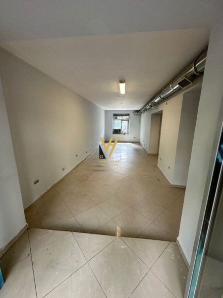 Tirane, shitet apartament 1+1, Kati 0, 60 m² 105,000 € (BRRYLI)