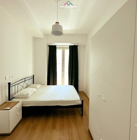 Tirane, jepet me qera apartament 2+1, Kati 8, 120 m² 700 € (21 dhjetori)