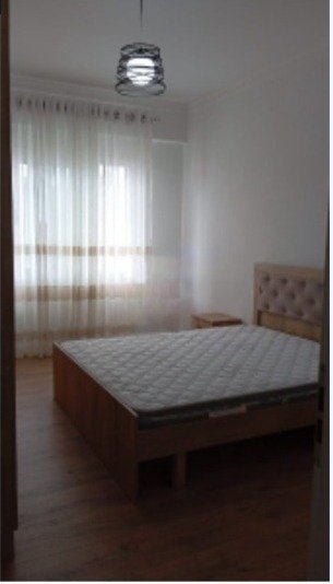 Tirane, jepet me qera apartament 1+1, Kati 5, 75 m² 350 € (Rruga Muhamed Deliu)
