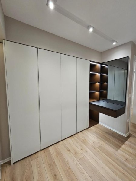 Tirane, shitet apartament duplex Dublex, Kati 12, 182 m² 410,000 € (Rruga e Kavajes)