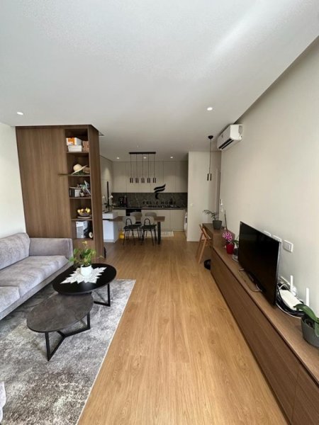 Tirane, jepet me qera apartament 2+1, Kati 3, 84 m² 900 € (LIQENI I THATE)