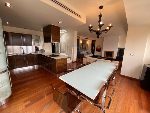Tirane, shitet apartament 3+1 Kati 9, 287 m² 500,000 € (PAZARI I RI