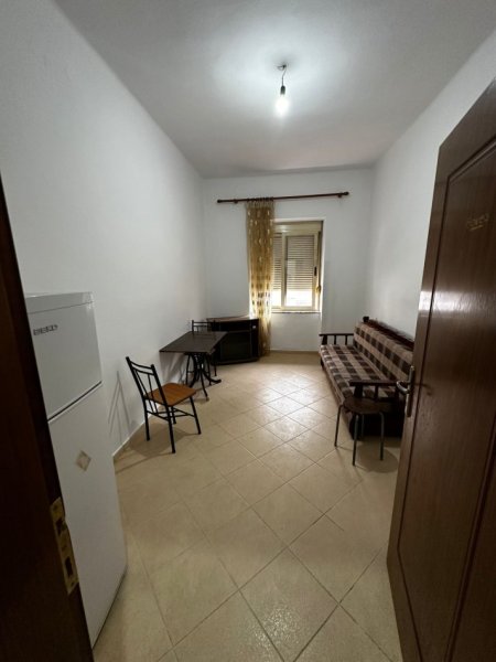 Tirane, shitet apartament 2+1 , 65 m² 165,000 € (Shallvaret