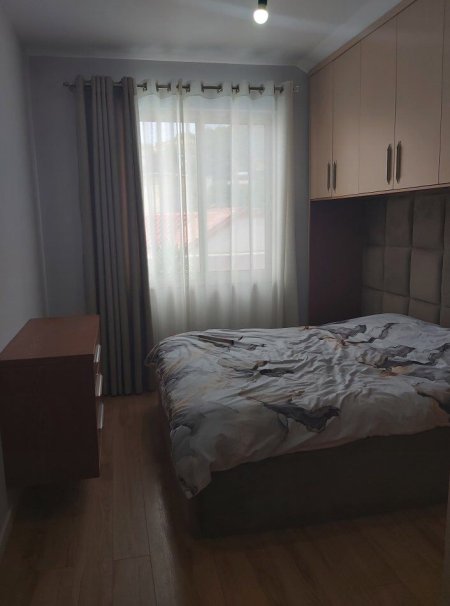 Tirane, shitet apartament 2+1+Ballkon Kati 6, 65 m² 110,000 € (FRESK)