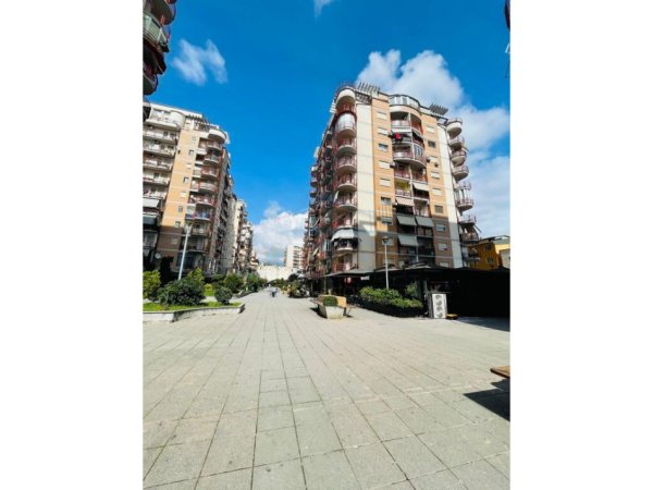 Tirane, shitet apartament 1+1+Ballkon Kati 6, 76 m² 132,000 € (Don Bosko)