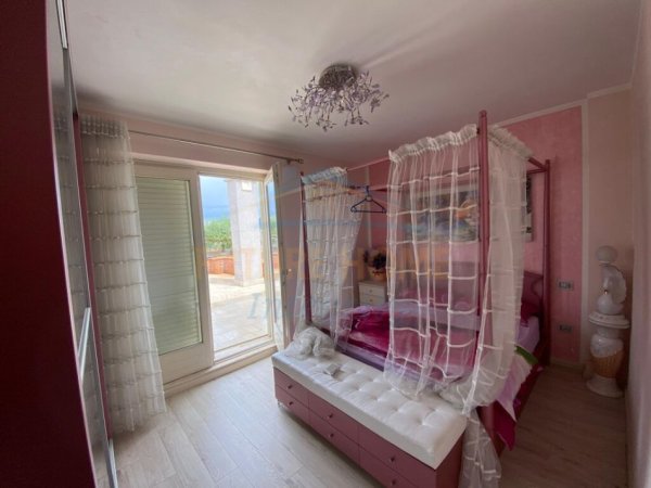 Tirane, shitet apartament 3+1+Aneks+Ballkon Kati 7, 140 m² 332,000 € (Rruga e Dibres)