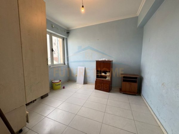 Tirane, shitet apartament 2+1 Kati 5, 85 m² 178,000 € (MUHAMET GJOLLESHA)
