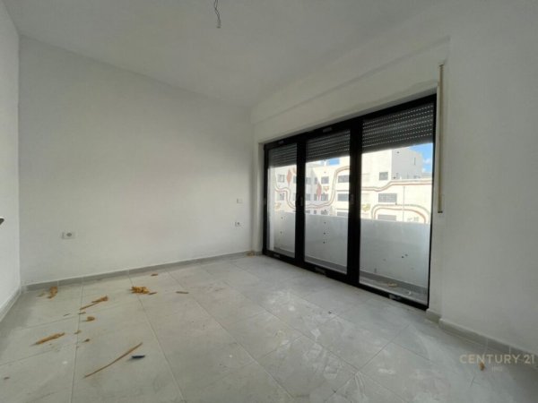 Tirane, shes apartament 1+1 Kati 3, 61 m² 97,000 € (Kodra e Diellit 1)