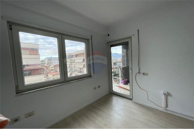 Tirane, shitet apartament 3+1 Kati 6, 143 m² 235,000 € (Don Bosko - Gener II)