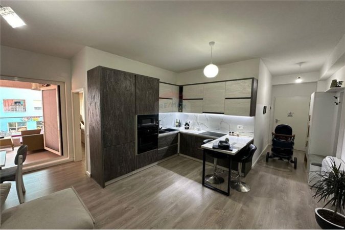 Tirane, shitet apartament 1+1 Kati 2, 67 m² 97,000 € (Rruga PASHO HYSA - Ali Demi)