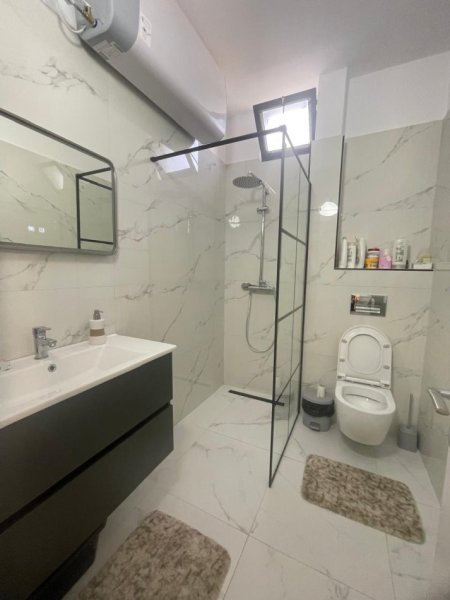 Tirane, shitet apartament 1+1 Kati 3, 71 m² 120,000 € (Xhamllik Rruga Sitki Cico)