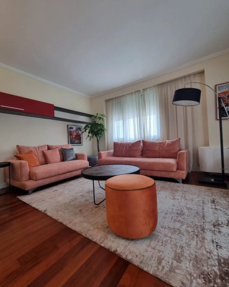 Tirane, shitet apartament 2+1 , 110 m² 219,000 € (Ekspozita)